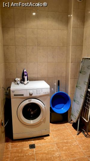 [P27] ApartComplex Splendid - camera gospodinelor » foto by k-lator
 - 
<span class="allrVoted glyphicon glyphicon-heart hidden" id="av1382608"></span>
<a class="m-l-10 hidden" id="sv1382608" onclick="voting_Foto_DelVot(,1382608,27437)" role="button">șterge vot <span class="glyphicon glyphicon-remove"></span></a>
<a id="v91382608" class=" c-red"  onclick="voting_Foto_SetVot(1382608)" role="button"><span class="glyphicon glyphicon-heart-empty"></span> <b>LIKE</b> = Votează poza</a> <img class="hidden"  id="f1382608W9" src="/imagini/loader.gif" border="0" /><span class="AjErrMes hidden" id="e1382608ErM"></span>