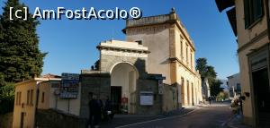[P04] Intrarea în zona arheologică. În clădirea vecină este punctul infoturistic din Fiesole. » foto by Aurici
 - 
<span class="allrVoted glyphicon glyphicon-heart hidden" id="av1295572"></span>
<a class="m-l-10 hidden" id="sv1295572" onclick="voting_Foto_DelVot(,1295572,27453)" role="button">șterge vot <span class="glyphicon glyphicon-remove"></span></a>
<a id="v91295572" class=" c-red"  onclick="voting_Foto_SetVot(1295572)" role="button"><span class="glyphicon glyphicon-heart-empty"></span> <b>LIKE</b> = Votează poza</a> <img class="hidden"  id="f1295572W9" src="/imagini/loader.gif" border="0" /><span class="AjErrMes hidden" id="e1295572ErM"></span>