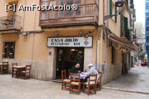[P01] Palma de Mallorca, Restaurantul Casa Julio la intersecție de străzi » foto by mprofeanu
 - 
<span class="allrVoted glyphicon glyphicon-heart hidden" id="av1296012"></span>
<a class="m-l-10 hidden" id="sv1296012" onclick="voting_Foto_DelVot(,1296012,27457)" role="button">șterge vot <span class="glyphicon glyphicon-remove"></span></a>
<a id="v91296012" class=" c-red"  onclick="voting_Foto_SetVot(1296012)" role="button"><span class="glyphicon glyphicon-heart-empty"></span> <b>LIKE</b> = Votează poza</a> <img class="hidden"  id="f1296012W9" src="/imagini/loader.gif" border="0" /><span class="AjErrMes hidden" id="e1296012ErM"></span>