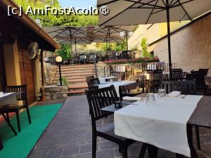 [P02] Restaurant La Roccia; terasa » foto by crismis
 - 
<span class="allrVoted glyphicon glyphicon-heart hidden" id="av1515000"></span>
<a class="m-l-10 hidden" id="sv1515000" onclick="voting_Foto_DelVot(,1515000,27463)" role="button">șterge vot <span class="glyphicon glyphicon-remove"></span></a>
<a id="v91515000" class=" c-red"  onclick="voting_Foto_SetVot(1515000)" role="button"><span class="glyphicon glyphicon-heart-empty"></span> <b>LIKE</b> = Votează poza</a> <img class="hidden"  id="f1515000W9" src="/imagini/loader.gif" border="0" /><span class="AjErrMes hidden" id="e1515000ErM"></span>