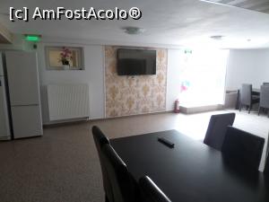 [P10] Sala de mese. » foto by Safta Radu
 - 
<span class="allrVoted glyphicon glyphicon-heart hidden" id="av1297303"></span>
<a class="m-l-10 hidden" id="sv1297303" onclick="voting_Foto_DelVot(,1297303,27469)" role="button">șterge vot <span class="glyphicon glyphicon-remove"></span></a>
<a id="v91297303" class=" c-red"  onclick="voting_Foto_SetVot(1297303)" role="button"><span class="glyphicon glyphicon-heart-empty"></span> <b>LIKE</b> = Votează poza</a> <img class="hidden"  id="f1297303W9" src="/imagini/loader.gif" border="0" /><span class="AjErrMes hidden" id="e1297303ErM"></span>