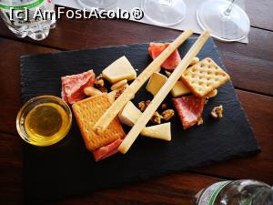 [P49] Degustare de vin Apogeum » foto by crismis
 - 
<span class="allrVoted glyphicon glyphicon-heart hidden" id="av1297666"></span>
<a class="m-l-10 hidden" id="sv1297666" onclick="voting_Foto_DelVot(,1297666,27472)" role="button">șterge vot <span class="glyphicon glyphicon-remove"></span></a>
<a id="v91297666" class=" c-red"  onclick="voting_Foto_SetVot(1297666)" role="button"><span class="glyphicon glyphicon-heart-empty"></span> <b>LIKE</b> = Votează poza</a> <img class="hidden"  id="f1297666W9" src="/imagini/loader.gif" border="0" /><span class="AjErrMes hidden" id="e1297666ErM"></span>
