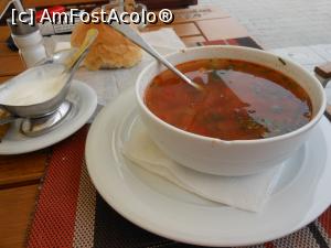 [P06] Mizil - Restaurant 'La Han'. Ciorba de văcuță.  » foto by iulianic
 - 
<span class="allrVoted glyphicon glyphicon-heart hidden" id="av989089"></span>
<a class="m-l-10 hidden" id="sv989089" onclick="voting_Foto_DelVot(,989089,27474)" role="button">șterge vot <span class="glyphicon glyphicon-remove"></span></a>
<a id="v9989089" class=" c-red"  onclick="voting_Foto_SetVot(989089)" role="button"><span class="glyphicon glyphicon-heart-empty"></span> <b>LIKE</b> = Votează poza</a> <img class="hidden"  id="f989089W9" src="/imagini/loader.gif" border="0" /><span class="AjErrMes hidden" id="e989089ErM"></span>