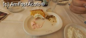 [P06] Aici n-am avut inspirația să fac poza înainte de devorare » foto by diana2015
 - 
<span class="allrVoted glyphicon glyphicon-heart hidden" id="av1298685"></span>
<a class="m-l-10 hidden" id="sv1298685" onclick="voting_Foto_DelVot(,1298685,27481)" role="button">șterge vot <span class="glyphicon glyphicon-remove"></span></a>
<a id="v91298685" class=" c-red"  onclick="voting_Foto_SetVot(1298685)" role="button"><span class="glyphicon glyphicon-heart-empty"></span> <b>LIKE</b> = Votează poza</a> <img class="hidden"  id="f1298685W9" src="/imagini/loader.gif" border="0" /><span class="AjErrMes hidden" id="e1298685ErM"></span>