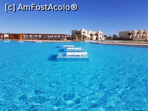 [P09] Xanadu Makadi Bay - main pool » foto by nicole33
 - 
<span class="allrVoted glyphicon glyphicon-heart hidden" id="av1350397"></span>
<a class="m-l-10 hidden" id="sv1350397" onclick="voting_Foto_DelVot(,1350397,27491)" role="button">șterge vot <span class="glyphicon glyphicon-remove"></span></a>
<a id="v91350397" class=" c-red"  onclick="voting_Foto_SetVot(1350397)" role="button"><span class="glyphicon glyphicon-heart-empty"></span> <b>LIKE</b> = Votează poza</a> <img class="hidden"  id="f1350397W9" src="/imagini/loader.gif" border="0" /><span class="AjErrMes hidden" id="e1350397ErM"></span>