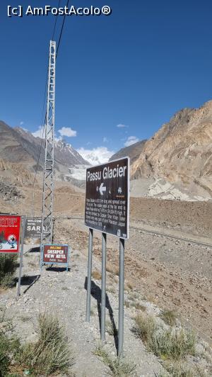 [P01] ghețarul Passu » foto by robert
 - 
<span class="allrVoted glyphicon glyphicon-heart hidden" id="av1322618"></span>
<a class="m-l-10 hidden" id="sv1322618" onclick="voting_Foto_DelVot(,1322618,27498)" role="button">șterge vot <span class="glyphicon glyphicon-remove"></span></a>
<a id="v91322618" class=" c-red"  onclick="voting_Foto_SetVot(1322618)" role="button"><span class="glyphicon glyphicon-heart-empty"></span> <b>LIKE</b> = Votează poza</a> <img class="hidden"  id="f1322618W9" src="/imagini/loader.gif" border="0" /><span class="AjErrMes hidden" id="e1322618ErM"></span>