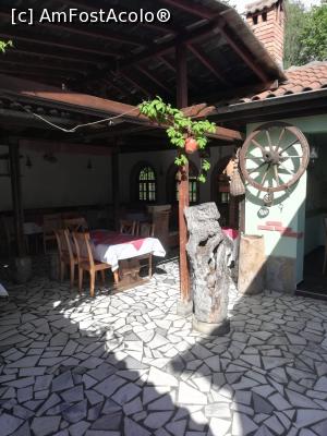 [P16] restaurant Magnolia » foto by ceasornicarul
 - 
<span class="allrVoted glyphicon glyphicon-heart hidden" id="av1302037"></span>
<a class="m-l-10 hidden" id="sv1302037" onclick="voting_Foto_DelVot(,1302037,27504)" role="button">șterge vot <span class="glyphicon glyphicon-remove"></span></a>
<a id="v91302037" class=" c-red"  onclick="voting_Foto_SetVot(1302037)" role="button"><span class="glyphicon glyphicon-heart-empty"></span> <b>LIKE</b> = Votează poza</a> <img class="hidden"  id="f1302037W9" src="/imagini/loader.gif" border="0" /><span class="AjErrMes hidden" id="e1302037ErM"></span>