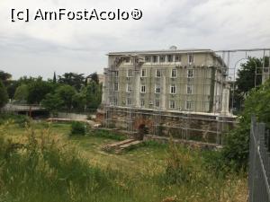 [P38] Iar din capatul stradutei vedeam deja obiectivele de interes, doar ca la ela ajungeam pe o strada paralela. » foto by mishu
 - 
<span class="allrVoted glyphicon glyphicon-heart hidden" id="av1303433"></span>
<a class="m-l-10 hidden" id="sv1303433" onclick="voting_Foto_DelVot(,1303433,27520)" role="button">șterge vot <span class="glyphicon glyphicon-remove"></span></a>
<a id="v91303433" class=" c-red"  onclick="voting_Foto_SetVot(1303433)" role="button"><span class="glyphicon glyphicon-heart-empty"></span> <b>LIKE</b> = Votează poza</a> <img class="hidden"  id="f1303433W9" src="/imagini/loader.gif" border="0" /><span class="AjErrMes hidden" id="e1303433ErM"></span>