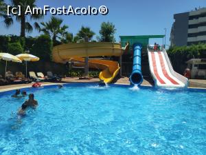 [P03] Piscina copii » foto by crisbs
 - 
<span class="allrVoted glyphicon glyphicon-heart hidden" id="av1308762"></span>
<a class="m-l-10 hidden" id="sv1308762" onclick="voting_Foto_DelVot(,1308762,27559)" role="button">șterge vot <span class="glyphicon glyphicon-remove"></span></a>
<a id="v91308762" class=" c-red"  onclick="voting_Foto_SetVot(1308762)" role="button"><span class="glyphicon glyphicon-heart-empty"></span> <b>LIKE</b> = Votează poza</a> <img class="hidden"  id="f1308762W9" src="/imagini/loader.gif" border="0" /><span class="AjErrMes hidden" id="e1308762ErM"></span>