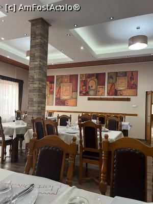 [P15] Restaurantul pensiunii » foto by Trank
 - 
<span class="allrVoted glyphicon glyphicon-heart hidden" id="av1310850"></span>
<a class="m-l-10 hidden" id="sv1310850" onclick="voting_Foto_DelVot(,1310850,27582)" role="button">șterge vot <span class="glyphicon glyphicon-remove"></span></a>
<a id="v91310850" class=" c-red"  onclick="voting_Foto_SetVot(1310850)" role="button"><span class="glyphicon glyphicon-heart-empty"></span> <b>LIKE</b> = Votează poza</a> <img class="hidden"  id="f1310850W9" src="/imagini/loader.gif" border="0" /><span class="AjErrMes hidden" id="e1310850ErM"></span>