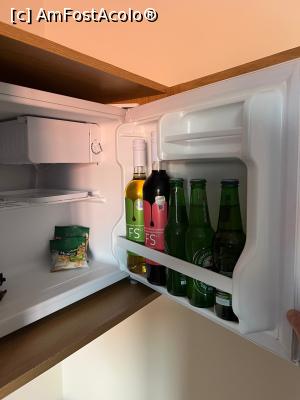 [P18] In camera este si minibar » foto by Trank
 - 
<span class="allrVoted glyphicon glyphicon-heart hidden" id="av1310853"></span>
<a class="m-l-10 hidden" id="sv1310853" onclick="voting_Foto_DelVot(,1310853,27582)" role="button">șterge vot <span class="glyphicon glyphicon-remove"></span></a>
<a id="v91310853" class=" c-red"  onclick="voting_Foto_SetVot(1310853)" role="button"><span class="glyphicon glyphicon-heart-empty"></span> <b>LIKE</b> = Votează poza</a> <img class="hidden"  id="f1310853W9" src="/imagini/loader.gif" border="0" /><span class="AjErrMes hidden" id="e1310853ErM"></span>