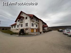 [P03] Pensiunea vazuta din parcare » foto by Trank
 - 
<span class="allrVoted glyphicon glyphicon-heart hidden" id="av1310838"></span>
<a class="m-l-10 hidden" id="sv1310838" onclick="voting_Foto_DelVot(,1310838,27582)" role="button">șterge vot <span class="glyphicon glyphicon-remove"></span></a>
<a id="v91310838" class=" c-red"  onclick="voting_Foto_SetVot(1310838)" role="button"><span class="glyphicon glyphicon-heart-empty"></span> <b>LIKE</b> = Votează poza</a> <img class="hidden"  id="f1310838W9" src="/imagini/loader.gif" border="0" /><span class="AjErrMes hidden" id="e1310838ErM"></span>