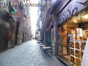 [P28] Decumano 31, micuţul local de pe Spaccanapoli » foto by irinad
 - 
<span class="allrVoted glyphicon glyphicon-heart hidden" id="av1312706"></span>
<a class="m-l-10 hidden" id="sv1312706" onclick="voting_Foto_DelVot(,1312706,27607)" role="button">șterge vot <span class="glyphicon glyphicon-remove"></span></a>
<a id="v91312706" class=" c-red"  onclick="voting_Foto_SetVot(1312706)" role="button"><span class="glyphicon glyphicon-heart-empty"></span> <b>LIKE</b> = Votează poza</a> <img class="hidden"  id="f1312706W9" src="/imagini/loader.gif" border="0" /><span class="AjErrMes hidden" id="e1312706ErM"></span>