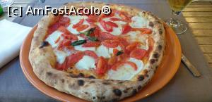 [P46] Pizza Bufalina la Pizzeria Da Donato » foto by irinad
 - 
<span class="allrVoted glyphicon glyphicon-heart hidden" id="av1312724"></span>
<a class="m-l-10 hidden" id="sv1312724" onclick="voting_Foto_DelVot(,1312724,27607)" role="button">șterge vot <span class="glyphicon glyphicon-remove"></span></a>
<a id="v91312724" class=" c-red"  onclick="voting_Foto_SetVot(1312724)" role="button"><span class="glyphicon glyphicon-heart-empty"></span> <b>LIKE</b> = Votează poza</a> <img class="hidden"  id="f1312724W9" src="/imagini/loader.gif" border="0" /><span class="AjErrMes hidden" id="e1312724ErM"></span>