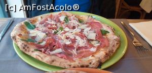 [P47] Pizza Ruchetta la Pizzeria Da Donato » foto by irinad
 - 
<span class="allrVoted glyphicon glyphicon-heart hidden" id="av1312725"></span>
<a class="m-l-10 hidden" id="sv1312725" onclick="voting_Foto_DelVot(,1312725,27607)" role="button">șterge vot <span class="glyphicon glyphicon-remove"></span></a>
<a id="v91312725" class=" c-red"  onclick="voting_Foto_SetVot(1312725)" role="button"><span class="glyphicon glyphicon-heart-empty"></span> <b>LIKE</b> = Votează poza</a> <img class="hidden"  id="f1312725W9" src="/imagini/loader.gif" border="0" /><span class="AjErrMes hidden" id="e1312725ErM"></span>