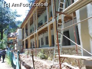 [P23] Peștera Vadu Crișului - Cabana în construcție. » foto by iulianic
 - 
<span class="allrVoted glyphicon glyphicon-heart hidden" id="av1323514"></span>
<a class="m-l-10 hidden" id="sv1323514" onclick="voting_Foto_DelVot(,1323514,27696)" role="button">șterge vot <span class="glyphicon glyphicon-remove"></span></a>
<a id="v91323514" class=" c-red"  onclick="voting_Foto_SetVot(1323514)" role="button"><span class="glyphicon glyphicon-heart-empty"></span> <b>LIKE</b> = Votează poza</a> <img class="hidden"  id="f1323514W9" src="/imagini/loader.gif" border="0" /><span class="AjErrMes hidden" id="e1323514ErM"></span>