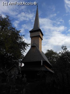[P21] Biserica de lemn din Desești - monument UNESCO. » foto by iulianic
 - 
<span class="allrVoted glyphicon glyphicon-heart hidden" id="av1329369"></span>
<a class="m-l-10 hidden" id="sv1329369" onclick="voting_Foto_DelVot(,1329369,27733)" role="button">șterge vot <span class="glyphicon glyphicon-remove"></span></a>
<a id="v91329369" class=" c-red"  onclick="voting_Foto_SetVot(1329369)" role="button"><span class="glyphicon glyphicon-heart-empty"></span> <b>LIKE</b> = Votează poza</a> <img class="hidden"  id="f1329369W9" src="/imagini/loader.gif" border="0" /><span class="AjErrMes hidden" id="e1329369ErM"></span>