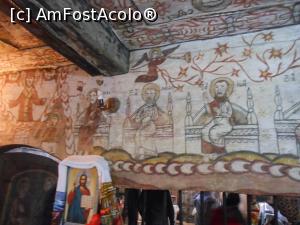 [P09] Biserica de lemn din Desești - Pictura interioară. » foto by iulianic
 - 
<span class="allrVoted glyphicon glyphicon-heart hidden" id="av1329357"></span>
<a class="m-l-10 hidden" id="sv1329357" onclick="voting_Foto_DelVot(,1329357,27733)" role="button">șterge vot <span class="glyphicon glyphicon-remove"></span></a>
<a id="v91329357" class=" c-red"  onclick="voting_Foto_SetVot(1329357)" role="button"><span class="glyphicon glyphicon-heart-empty"></span> <b>LIKE</b> = Votează poza</a> <img class="hidden"  id="f1329357W9" src="/imagini/loader.gif" border="0" /><span class="AjErrMes hidden" id="e1329357ErM"></span>