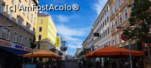 [P02] Strada Favoriten, în vecinătatea Hotelului Caroline » foto by irinad
 - 
<span class="allrVoted glyphicon glyphicon-heart hidden" id="av1330898"></span>
<a class="m-l-10 hidden" id="sv1330898" onclick="voting_Foto_DelVot(,1330898,27744)" role="button">șterge vot <span class="glyphicon glyphicon-remove"></span></a>
<a id="v91330898" class=" c-red"  onclick="voting_Foto_SetVot(1330898)" role="button"><span class="glyphicon glyphicon-heart-empty"></span> <b>LIKE</b> = Votează poza</a> <img class="hidden"  id="f1330898W9" src="/imagini/loader.gif" border="0" /><span class="AjErrMes hidden" id="e1330898ErM"></span>