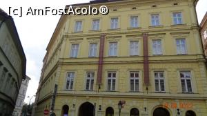 [P09] Fațada hotelului dinspre piațetă, în stânga străduța Na Zabradli » foto by Alina53
 - 
<span class="allrVoted glyphicon glyphicon-heart hidden" id="av1331426"></span>
<a class="m-l-10 hidden" id="sv1331426" onclick="voting_Foto_DelVot(,1331426,27747)" role="button">șterge vot <span class="glyphicon glyphicon-remove"></span></a>
<a id="v91331426" class=" c-red"  onclick="voting_Foto_SetVot(1331426)" role="button"><span class="glyphicon glyphicon-heart-empty"></span> <b>LIKE</b> = Votează poza</a> <img class="hidden"  id="f1331426W9" src="/imagini/loader.gif" border="0" /><span class="AjErrMes hidden" id="e1331426ErM"></span>