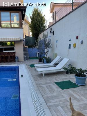[P24] În spatele hotelului e dușul pentru cei care se scaldă în piscină » foto by krisstinna
 - 
<span class="allrVoted glyphicon glyphicon-heart hidden" id="av1331716"></span>
<a class="m-l-10 hidden" id="sv1331716" onclick="voting_Foto_DelVot(,1331716,27749)" role="button">șterge vot <span class="glyphicon glyphicon-remove"></span></a>
<a id="v91331716" class=" c-red"  onclick="voting_Foto_SetVot(1331716)" role="button"><span class="glyphicon glyphicon-heart-empty"></span> <b>LIKE</b> = Votează poza</a> <img class="hidden"  id="f1331716W9" src="/imagini/loader.gif" border="0" /><span class="AjErrMes hidden" id="e1331716ErM"></span>