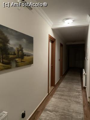[P32] Hol hotel etaj » foto by krisstinna
 - 
<span class="allrVoted glyphicon glyphicon-heart hidden" id="av1331724"></span>
<a class="m-l-10 hidden" id="sv1331724" onclick="voting_Foto_DelVot(,1331724,27749)" role="button">șterge vot <span class="glyphicon glyphicon-remove"></span></a>
<a id="v91331724" class=" c-red"  onclick="voting_Foto_SetVot(1331724)" role="button"><span class="glyphicon glyphicon-heart-empty"></span> <b>LIKE</b> = Votează poza</a> <img class="hidden"  id="f1331724W9" src="/imagini/loader.gif" border="0" /><span class="AjErrMes hidden" id="e1331724ErM"></span>