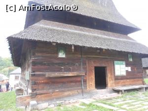 [P07] Biserica de lemn din Budești - monument UNESCO. Intrarea. » foto by iulianic
 - 
<span class="allrVoted glyphicon glyphicon-heart hidden" id="av1331872"></span>
<a class="m-l-10 hidden" id="sv1331872" onclick="voting_Foto_DelVot(,1331872,27751)" role="button">șterge vot <span class="glyphicon glyphicon-remove"></span></a>
<a id="v91331872" class=" c-red"  onclick="voting_Foto_SetVot(1331872)" role="button"><span class="glyphicon glyphicon-heart-empty"></span> <b>LIKE</b> = Votează poza</a> <img class="hidden"  id="f1331872W9" src="/imagini/loader.gif" border="0" /><span class="AjErrMes hidden" id="e1331872ErM"></span>