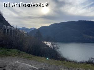 [P99] Barajul şi Lacul Siriu » foto by nicole33
 - 
<span class="allrVoted glyphicon glyphicon-heart hidden" id="av1511564"></span>
<a class="m-l-10 hidden" id="sv1511564" onclick="voting_Foto_DelVot(,1511564,27780)" role="button">șterge vot <span class="glyphicon glyphicon-remove"></span></a>
<a id="v91511564" class=" c-red"  onclick="voting_Foto_SetVot(1511564)" role="button"><span class="glyphicon glyphicon-heart-empty"></span> <b>LIKE</b> = Votează poza</a> <img class="hidden"  id="f1511564W9" src="/imagini/loader.gif" border="0" /><span class="AjErrMes hidden" id="e1511564ErM"></span>