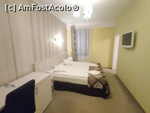 [P21] Holiday Villa Brașov, camera 102 » foto by Dana2008
 - 
<span class="allrVoted glyphicon glyphicon-heart hidden" id="av1335581"></span>
<a class="m-l-10 hidden" id="sv1335581" onclick="voting_Foto_DelVot(,1335581,27786)" role="button">șterge vot <span class="glyphicon glyphicon-remove"></span></a>
<a id="v91335581" class=" c-red"  onclick="voting_Foto_SetVot(1335581)" role="button"><span class="glyphicon glyphicon-heart-empty"></span> <b>LIKE</b> = Votează poza</a> <img class="hidden"  id="f1335581W9" src="/imagini/loader.gif" border="0" /><span class="AjErrMes hidden" id="e1335581ErM"></span>