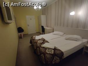 [P23] Holiday Villa Brașov, camera 102 » foto by Dana2008
 - 
<span class="allrVoted glyphicon glyphicon-heart hidden" id="av1335583"></span>
<a class="m-l-10 hidden" id="sv1335583" onclick="voting_Foto_DelVot(,1335583,27786)" role="button">șterge vot <span class="glyphicon glyphicon-remove"></span></a>
<a id="v91335583" class=" c-red"  onclick="voting_Foto_SetVot(1335583)" role="button"><span class="glyphicon glyphicon-heart-empty"></span> <b>LIKE</b> = Votează poza</a> <img class="hidden"  id="f1335583W9" src="/imagini/loader.gif" border="0" /><span class="AjErrMes hidden" id="e1335583ErM"></span>