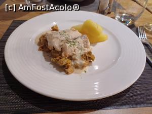 [P10] Seara la restaurantul hotelului » foto by BristenaBrad
 - 
<span class="allrVoted glyphicon glyphicon-heart hidden" id="av1336201"></span>
<a class="m-l-10 hidden" id="sv1336201" onclick="voting_Foto_DelVot(,1336201,27788)" role="button">șterge vot <span class="glyphicon glyphicon-remove"></span></a>
<a id="v91336201" class=" c-red"  onclick="voting_Foto_SetVot(1336201)" role="button"><span class="glyphicon glyphicon-heart-empty"></span> <b>LIKE</b> = Votează poza</a> <img class="hidden"  id="f1336201W9" src="/imagini/loader.gif" border="0" /><span class="AjErrMes hidden" id="e1336201ErM"></span>
