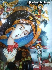 [P03] icoana pe sticla care nu m-a lasat sa plec pana n-am luat-o cu mine » foto by kmy
 - 
<span class="allrVoted glyphicon glyphicon-heart hidden" id="av117158"></span>
<a class="m-l-10 hidden" id="sv117158" onclick="voting_Foto_DelVot(,117158,27800)" role="button">șterge vot <span class="glyphicon glyphicon-remove"></span></a>
<a id="v9117158" class=" c-red"  onclick="voting_Foto_SetVot(117158)" role="button"><span class="glyphicon glyphicon-heart-empty"></span> <b>LIKE</b> = Votează poza</a> <img class="hidden"  id="f117158W9" src="/imagini/loader.gif" border="0" /><span class="AjErrMes hidden" id="e117158ErM"></span>