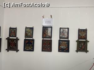 [P24] Muzeul icoanelor pe sticla - exponate » foto by mishu
 - 
<span class="allrVoted glyphicon glyphicon-heart hidden" id="av1339188"></span>
<a class="m-l-10 hidden" id="sv1339188" onclick="voting_Foto_DelVot(,1339188,27800)" role="button">șterge vot <span class="glyphicon glyphicon-remove"></span></a>
<a id="v91339188" class=" c-red"  onclick="voting_Foto_SetVot(1339188)" role="button"><span class="glyphicon glyphicon-heart-empty"></span> <b>LIKE</b> = Votează poza</a> <img class="hidden"  id="f1339188W9" src="/imagini/loader.gif" border="0" /><span class="AjErrMes hidden" id="e1339188ErM"></span>