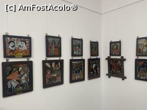 [P25] Muzeul icoanelor pe sticla - exponate » foto by mishu
 - 
<span class="allrVoted glyphicon glyphicon-heart hidden" id="av1339189"></span>
<a class="m-l-10 hidden" id="sv1339189" onclick="voting_Foto_DelVot(,1339189,27800)" role="button">șterge vot <span class="glyphicon glyphicon-remove"></span></a>
<a id="v91339189" class=" c-red"  onclick="voting_Foto_SetVot(1339189)" role="button"><span class="glyphicon glyphicon-heart-empty"></span> <b>LIKE</b> = Votează poza</a> <img class="hidden"  id="f1339189W9" src="/imagini/loader.gif" border="0" /><span class="AjErrMes hidden" id="e1339189ErM"></span>