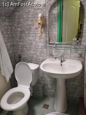 [P11] mobilier baie » foto by ionraut
 - 
<span class="allrVoted glyphicon glyphicon-heart hidden" id="av1340807"></span>
<a class="m-l-10 hidden" id="sv1340807" onclick="voting_Foto_DelVot(,1340807,27812)" role="button">șterge vot <span class="glyphicon glyphicon-remove"></span></a>
<a id="v91340807" class=" c-red"  onclick="voting_Foto_SetVot(1340807)" role="button"><span class="glyphicon glyphicon-heart-empty"></span> <b>LIKE</b> = Votează poza</a> <img class="hidden"  id="f1340807W9" src="/imagini/loader.gif" border="0" /><span class="AjErrMes hidden" id="e1340807ErM"></span>