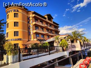 [P01] Hotel Coandi văzut de pe Podul Traian » foto by crismis
 - 
<span class="allrVoted glyphicon glyphicon-heart hidden" id="av1502725"></span>
<a class="m-l-10 hidden" id="sv1502725" onclick="voting_Foto_DelVot(,1502725,27815)" role="button">șterge vot <span class="glyphicon glyphicon-remove"></span></a>
<a id="v91502725" class=" c-red"  onclick="voting_Foto_SetVot(1502725)" role="button"><span class="glyphicon glyphicon-heart-empty"></span> <b>LIKE</b> = Votează poza</a> <img class="hidden"  id="f1502725W9" src="/imagini/loader.gif" border="0" /><span class="AjErrMes hidden" id="e1502725ErM"></span>