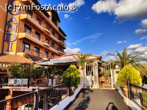 [P21] Hotel Coandi » foto by crismis
 - 
<span class="allrVoted glyphicon glyphicon-heart hidden" id="av1502744"></span>
<a class="m-l-10 hidden" id="sv1502744" onclick="voting_Foto_DelVot(,1502744,27815)" role="button">șterge vot <span class="glyphicon glyphicon-remove"></span></a>
<a id="v91502744" class=" c-red"  onclick="voting_Foto_SetVot(1502744)" role="button"><span class="glyphicon glyphicon-heart-empty"></span> <b>LIKE</b> = Votează poza</a> <img class="hidden"  id="f1502744W9" src="/imagini/loader.gif" border="0" /><span class="AjErrMes hidden" id="e1502744ErM"></span>