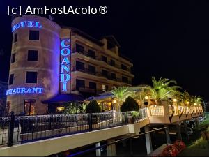 [P35] Hotel Coandi la ceas de seară » foto by crismis
 - 
<span class="allrVoted glyphicon glyphicon-heart hidden" id="av1502758"></span>
<a class="m-l-10 hidden" id="sv1502758" onclick="voting_Foto_DelVot(,1502758,27815)" role="button">șterge vot <span class="glyphicon glyphicon-remove"></span></a>
<a id="v91502758" class=" c-red"  onclick="voting_Foto_SetVot(1502758)" role="button"><span class="glyphicon glyphicon-heart-empty"></span> <b>LIKE</b> = Votează poza</a> <img class="hidden"  id="f1502758W9" src="/imagini/loader.gif" border="0" /><span class="AjErrMes hidden" id="e1502758ErM"></span>