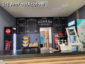 [P56] Vitamin bar la piscina interioară » foto by crismis
 - 
<span class="allrVoted glyphicon glyphicon-heart hidden" id="av1342381"></span>
<a class="m-l-10 hidden" id="sv1342381" onclick="voting_Foto_DelVot(,1342381,27826)" role="button">șterge vot <span class="glyphicon glyphicon-remove"></span></a>
<a id="v91342381" class=" c-red"  onclick="voting_Foto_SetVot(1342381)" role="button"><span class="glyphicon glyphicon-heart-empty"></span> <b>LIKE</b> = Votează poza</a> <img class="hidden"  id="f1342381W9" src="/imagini/loader.gif" border="0" /><span class="AjErrMes hidden" id="e1342381ErM"></span>