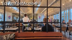 [P08] pe la restaurant » foto by robert
 - 
<span class="allrVoted glyphicon glyphicon-heart hidden" id="av1343651"></span>
<a class="m-l-10 hidden" id="sv1343651" onclick="voting_Foto_DelVot(,1343651,27834)" role="button">șterge vot <span class="glyphicon glyphicon-remove"></span></a>
<a id="v91343651" class=" c-red"  onclick="voting_Foto_SetVot(1343651)" role="button"><span class="glyphicon glyphicon-heart-empty"></span> <b>LIKE</b> = Votează poza</a> <img class="hidden"  id="f1343651W9" src="/imagini/loader.gif" border="0" /><span class="AjErrMes hidden" id="e1343651ErM"></span>