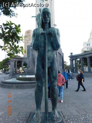 [P32] Statuia unui guanche în faţa Monumento a los Caídos » foto by irinad
 - 
<span class="allrVoted glyphicon glyphicon-heart hidden" id="av1344257"></span>
<a class="m-l-10 hidden" id="sv1344257" onclick="voting_Foto_DelVot(,1344257,27840)" role="button">șterge vot <span class="glyphicon glyphicon-remove"></span></a>
<a id="v91344257" class=" c-red"  onclick="voting_Foto_SetVot(1344257)" role="button"><span class="glyphicon glyphicon-heart-empty"></span> <b>LIKE</b> = Votează poza</a> <img class="hidden"  id="f1344257W9" src="/imagini/loader.gif" border="0" /><span class="AjErrMes hidden" id="e1344257ErM"></span>
