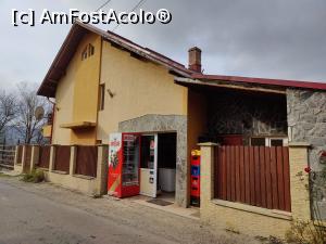 [P55] Pensiunea Perla Doftanei cu marketul din stradă (Doftana Apts e în dreapta) » foto by crismis
 - 
<span class="allrVoted glyphicon glyphicon-heart hidden" id="av1345997"></span>
<a class="m-l-10 hidden" id="sv1345997" onclick="voting_Foto_DelVot(,1345997,27853)" role="button">șterge vot <span class="glyphicon glyphicon-remove"></span></a>
<a id="v91345997" class=" c-red"  onclick="voting_Foto_SetVot(1345997)" role="button"><span class="glyphicon glyphicon-heart-empty"></span> <b>LIKE</b> = Votează poza</a> <img class="hidden"  id="f1345997W9" src="/imagini/loader.gif" border="0" /><span class="AjErrMes hidden" id="e1345997ErM"></span>