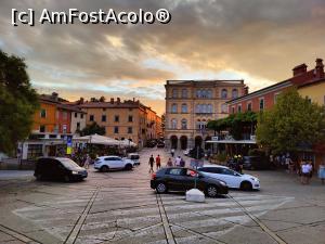 [P02] Piața cea mare din Orașul vechi Labin (văzută din dreptul barierei) » foto by crismis
 - 
<span class="allrVoted glyphicon glyphicon-heart hidden" id="av1346660"></span>
<a class="m-l-10 hidden" id="sv1346660" onclick="voting_Foto_DelVot(,1346660,27863)" role="button">șterge vot <span class="glyphicon glyphicon-remove"></span></a>
<a id="v91346660" class=" c-red"  onclick="voting_Foto_SetVot(1346660)" role="button"><span class="glyphicon glyphicon-heart-empty"></span> <b>LIKE</b> = Votează poza</a> <img class="hidden"  id="f1346660W9" src="/imagini/loader.gif" border="0" /><span class="AjErrMes hidden" id="e1346660ErM"></span>