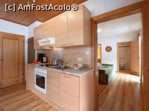 [P13] bucataria din living » foto by Chloe
 - 
<span class="allrVoted glyphicon glyphicon-heart hidden" id="av1349924"></span>
<a class="m-l-10 hidden" id="sv1349924" onclick="voting_Foto_DelVot(,1349924,27897)" role="button">șterge vot <span class="glyphicon glyphicon-remove"></span></a>
<a id="v91349924" class=" c-red"  onclick="voting_Foto_SetVot(1349924)" role="button"><span class="glyphicon glyphicon-heart-empty"></span> <b>LIKE</b> = Votează poza</a> <img class="hidden"  id="f1349924W9" src="/imagini/loader.gif" border="0" /><span class="AjErrMes hidden" id="e1349924ErM"></span>