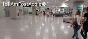 [P02] 02. În aeroportul „Hipocrate”. Mergem  să ridicăm bagajele. » foto by doinafil
 - 
<span class="allrVoted glyphicon glyphicon-heart hidden" id="av1387096"></span>
<a class="m-l-10 hidden" id="sv1387096" onclick="voting_Foto_DelVot(,1387096,27924)" role="button">șterge vot <span class="glyphicon glyphicon-remove"></span></a>
<a id="v91387096" class=" c-red"  onclick="voting_Foto_SetVot(1387096)" role="button"><span class="glyphicon glyphicon-heart-empty"></span> <b>LIKE</b> = Votează poza</a> <img class="hidden"  id="f1387096W9" src="/imagini/loader.gif" border="0" /><span class="AjErrMes hidden" id="e1387096ErM"></span>