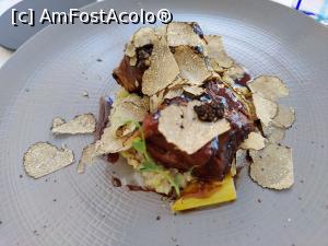 [P12] Restaurant Zigante; „obrăjori” de vită » foto by crismis
 - 
<span class="allrVoted glyphicon glyphicon-heart hidden" id="av1353171"></span>
<a class="m-l-10 hidden" id="sv1353171" onclick="voting_Foto_DelVot(,1353171,27933)" role="button">șterge vot <span class="glyphicon glyphicon-remove"></span></a>
<a id="v91353171" class=" c-red"  onclick="voting_Foto_SetVot(1353171)" role="button"><span class="glyphicon glyphicon-heart-empty"></span> <b>LIKE</b> = Votează poza</a> <img class="hidden"  id="f1353171W9" src="/imagini/loader.gif" border="0" /><span class="AjErrMes hidden" id="e1353171ErM"></span>