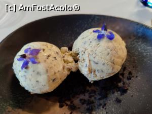 [P16] Restaurant Zigante; înghețată cu trufe » foto by crismis
 - 
<span class="allrVoted glyphicon glyphicon-heart hidden" id="av1353175"></span>
<a class="m-l-10 hidden" id="sv1353175" onclick="voting_Foto_DelVot(,1353175,27933)" role="button">șterge vot <span class="glyphicon glyphicon-remove"></span></a>
<a id="v91353175" class=" c-red"  onclick="voting_Foto_SetVot(1353175)" role="button"><span class="glyphicon glyphicon-heart-empty"></span> <b>LIKE</b> = Votează poza</a> <img class="hidden"  id="f1353175W9" src="/imagini/loader.gif" border="0" /><span class="AjErrMes hidden" id="e1353175ErM"></span>