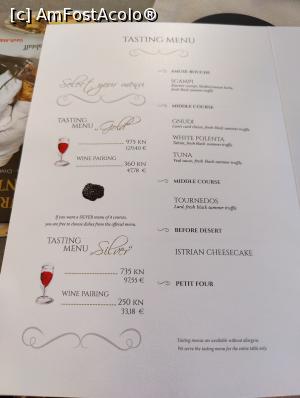 [P06] Restaurant Zigante; meniu » foto by crismis
 - 
<span class="allrVoted glyphicon glyphicon-heart hidden" id="av1353165"></span>
<a class="m-l-10 hidden" id="sv1353165" onclick="voting_Foto_DelVot(,1353165,27933)" role="button">șterge vot <span class="glyphicon glyphicon-remove"></span></a>
<a id="v91353165" class=" c-red"  onclick="voting_Foto_SetVot(1353165)" role="button"><span class="glyphicon glyphicon-heart-empty"></span> <b>LIKE</b> = Votează poza</a> <img class="hidden"  id="f1353165W9" src="/imagini/loader.gif" border="0" /><span class="AjErrMes hidden" id="e1353165ErM"></span>