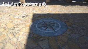 [P52] Busola din Piațetă.  » foto by maryka
 - 
<span class="allrVoted glyphicon glyphicon-heart hidden" id="av948096"></span>
<a class="m-l-10 hidden" id="sv948096" onclick="voting_Foto_DelVot(,948096,27937)" role="button">șterge vot <span class="glyphicon glyphicon-remove"></span></a>
<a id="v9948096" class=" c-red"  onclick="voting_Foto_SetVot(948096)" role="button"><span class="glyphicon glyphicon-heart-empty"></span> <b>LIKE</b> = Votează poza</a> <img class="hidden"  id="f948096W9" src="/imagini/loader.gif" border="0" /><span class="AjErrMes hidden" id="e948096ErM"></span>