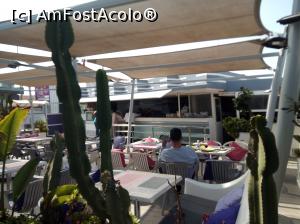 [P05] Restaurant Tropicana -salon cu bar » foto by ile57b
 - 
<span class="allrVoted glyphicon glyphicon-heart hidden" id="av1359885"></span>
<a class="m-l-10 hidden" id="sv1359885" onclick="voting_Foto_DelVot(,1359885,27952)" role="button">șterge vot <span class="glyphicon glyphicon-remove"></span></a>
<a id="v91359885" class=" c-red"  onclick="voting_Foto_SetVot(1359885)" role="button"><span class="glyphicon glyphicon-heart-empty"></span> <b>LIKE</b> = Votează poza</a> <img class="hidden"  id="f1359885W9" src="/imagini/loader.gif" border="0" /><span class="AjErrMes hidden" id="e1359885ErM"></span>
